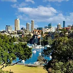 3Br Entire Lvl Penthouse With Views Darling Point