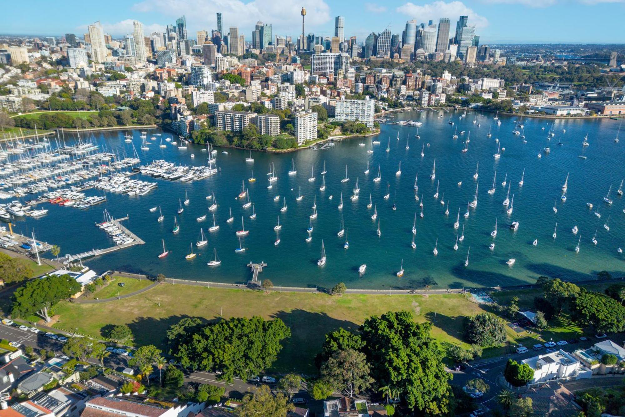 3br Entire Lvl Penthouse With Views Darling Point Sydney