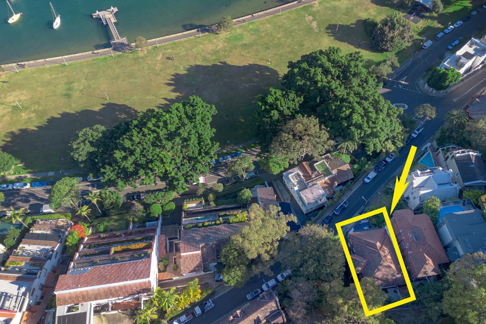 3br Entire Lvl Penthouse With Views Darling Point * Sydney
