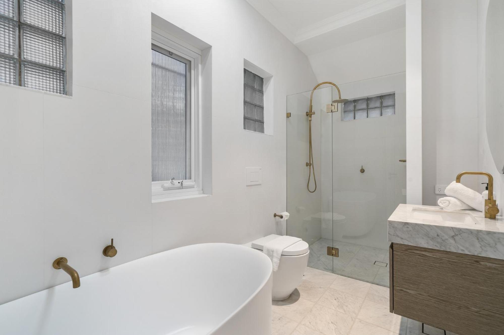 3br Entire Lvl Penthouse With Views Darling Point Apartment *
