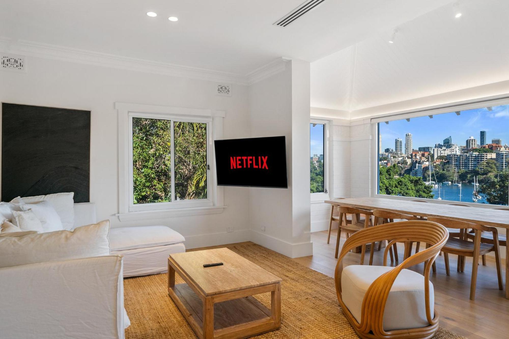 Apartment 3br Entire Lvl Penthouse With Views Darling Point *